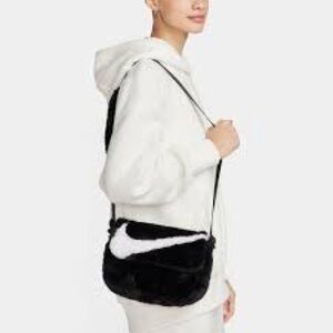 NIKE🔲👜Shoulder Bag- Faux Fur